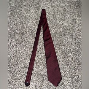 DKNY maroon tie NWT